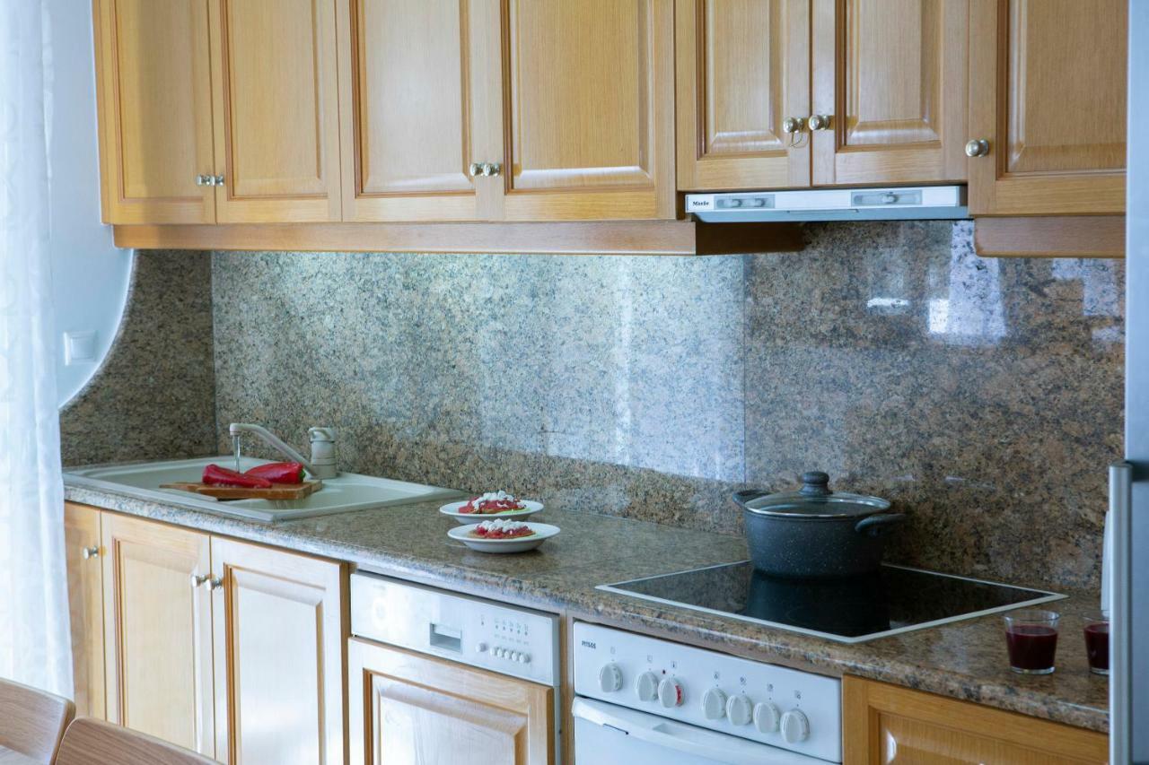 Zeas Apartment Пирея Екстериор снимка