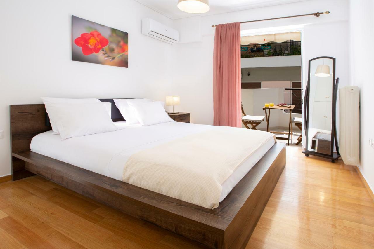 Zeas Apartment Пирея Екстериор снимка